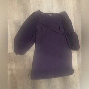 Roz & Ali balloon sleeve plum dress